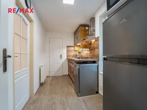 Prodej bytu 3+1, Praha - Malá Strana, Nebovidská, 57 m2