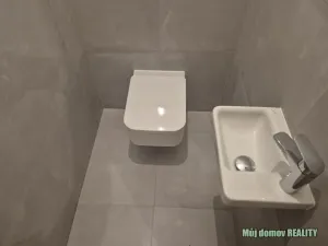 Prodej bytu 2+kk, Praha - Pitkovice, V Pitkovičkách, 39 m2