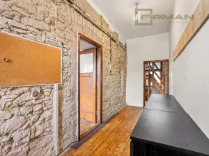 Prodej rodinného domu, Kostelec nad Labem, nám. Pod Martinem, 135 m2