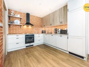 Prodej rodinného domu, Pardubice, Jabloňová, 103 m2