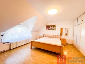 Prodej rodinného domu, Znojmo, Na Záhumenkách, 150 m2