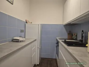 Pronájem bytu 2+kk, Praha - Kobylisy, Frýdlantská, 43 m2