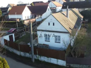 Prodej rodinného domu, Lužany - Dlouhá Louka, 150 m2