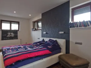 Pronájem domu, Praha - Modřany, Herrmannova, 230 m2