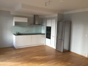 Pronájem bytu 2+kk, Praha - Dejvice, Lindleyova, 50 m2