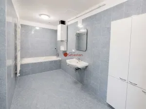 Pronájem bytu 3+kk, Pardubice - Zelené Předměstí, třída Míru, 71 m2