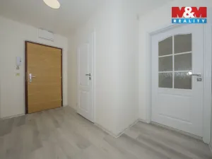 Pronájem bytu 2+kk, Kolín - Kolín IV, Jateční, 43 m2
