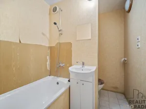 Pronájem bytu 2+kk, Pardubice - Polabiny, Lonkova, 46 m2