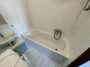 Prodej bytu 1+kk, Praha - Břevnov, Šlikova, 28 m2