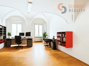 Pronájem kanceláře, Mikulov, Náměstí, 26 m2