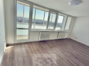 Pronájem bytu 2+1, Kladno, Čs. armády, 57 m2