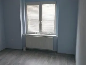 Pronájem bytu 1+kk, Chomutov, Kadaňská, 25 m2