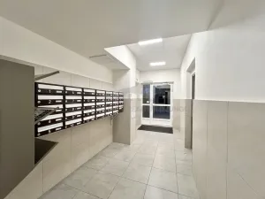 Pronájem bytu 1+kk, Praha - Chodov, Kunínova, 30 m2