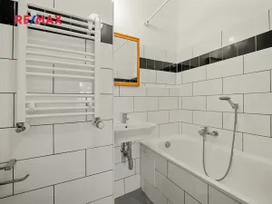 Prodej bytu 2+kk, Praha - Vršovice, Vršovické náměstí, 38 m2