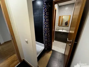 Pronájem kanceláře, Praha - Vinohrady, Korunní, 50 m2