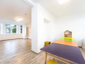 Pronájem komerční nemovitosti, Praha - Štěrboholy, Ústřední, 280 m2