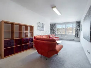 Pronájem bytu 1+kk, Praha - Vysočany, Pešlova, 41 m2