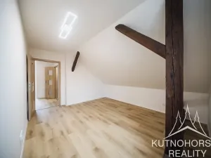 Prodej rodinného domu, Červené Pečky, Husova, 177 m2