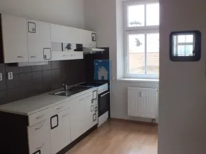 Pronájem bytu 2+1, Plzeň, Barrandova, 67 m2