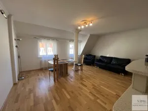 Pronájem bytu 4+kk, Karlovy Vary, Sadová, 94 m2