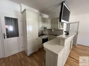 Pronájem bytu 4+kk, Karlovy Vary, Sadová, 94 m2