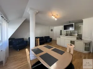 Prodej bytu 4+kk, Karlovy Vary, Sadová, 94 m2