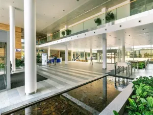 Pronájem kanceláře, Praha - Nusle, Na hřebenech II, 343 m2