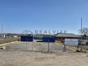 Prodej pozemku pro bydlení, Planá, 1983 m2