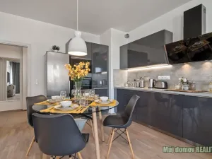 Pronájem bytu 2+kk, Praha - Hloubětín, Laponská, 49 m2