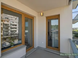 Pronájem bytu 2+kk, Praha - Hloubětín, Laponská, 49 m2