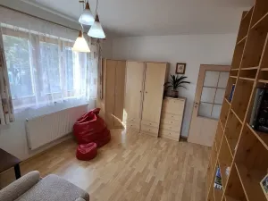 Pronájem bytu 4+1, Praha - Hostavice, Nežárská, 95 m2