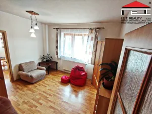 Pronájem bytu 4+1, Praha - Hostavice, Nežárská, 95 m2