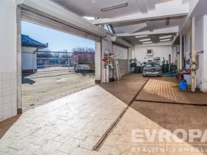 Prodej komerční nemovitosti, Vrchlabí, Pražská, 1800 m2