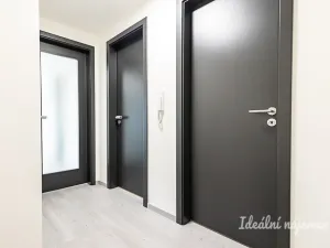 Pronájem bytu 2+kk, Praha - Hloubětín, Poděbradská, 55 m2