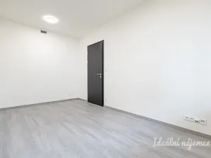 Pronájem bytu 2+kk, Praha - Hloubětín, Poděbradská, 55 m2