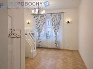 Prodej bytu 2+1, Praha, Tusarova, 67 m2