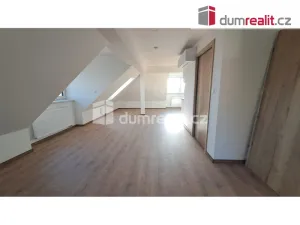 Pronájem bytu 1+kk, Praha - Krč, Nad pískovnou, 74 m2