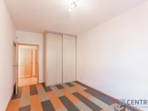 Pronájem bytu 4+kk, Praha - Braník, Gončarenkova, 87 m2