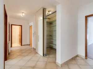 Pronájem bytu 4+kk, Praha - Břevnov, Šlikova, 156 m2