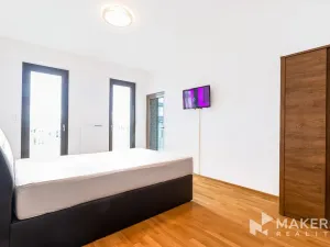 Pronájem bytu 2+kk, Praha - Žižkov, Olšanská, 89 m2