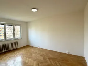 Prodej bytu 1+1, Cheb, 17. listopadu, 34 m2