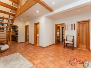 Prodej rodinného domu, Malonty - Jaroměř, 193 m2