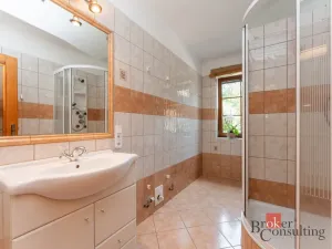 Prodej rodinného domu, Malonty - Jaroměř, 193 m2