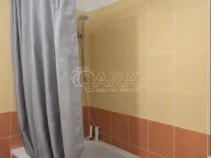 Pronájem bytu 2+kk, Praha - Vysočany, Pod Harfou, 52 m2