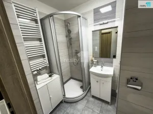 Prodej bytu 3+kk, Lošany, 64 m2