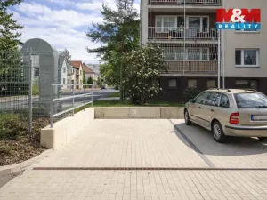 Prodej bytu 1+kk, Praha, Záveská, 32 m2