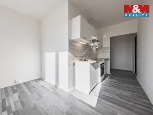 Prodej bytu 4+1, Volary, Sídl. Míru, 80 m2