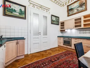 Pronájem kanceláře, Praha - Nové Město, Na Zderaze, 180 m2
