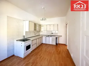 Prodej bytu 2+1, Mariánské Lázně, Lužická, 70 m2