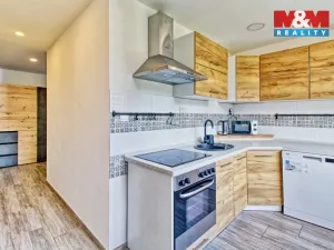 Prodej bytu 2+1, Chomutov, Borová, 60 m2